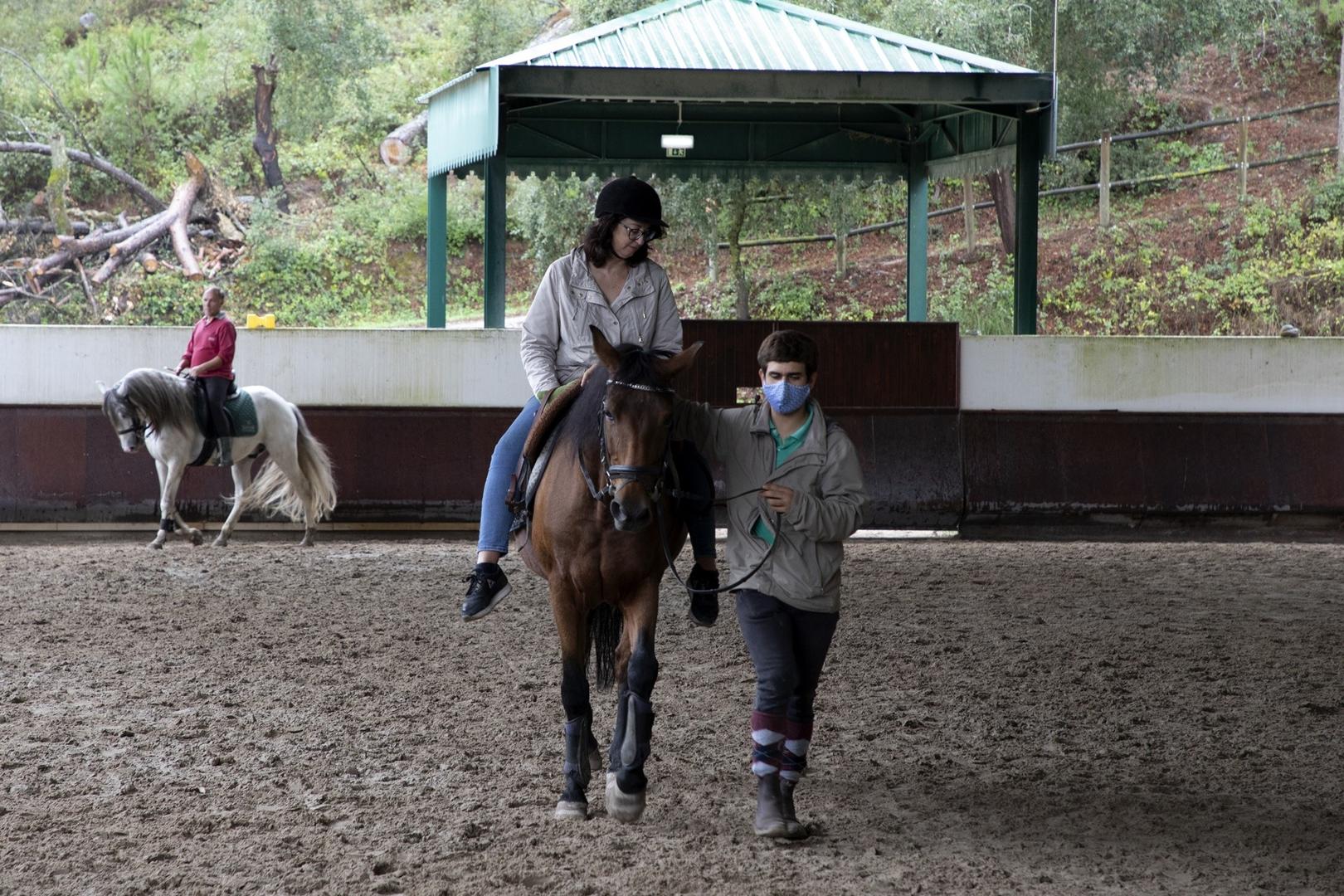 Morgado Lusitano: “Prova de vinhos – Encostas de Xira”; “Batismos Equestres”