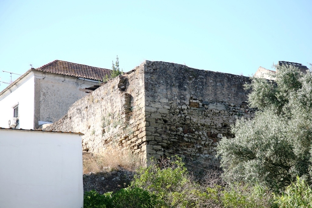 Vestígios do Castelo de Alverca