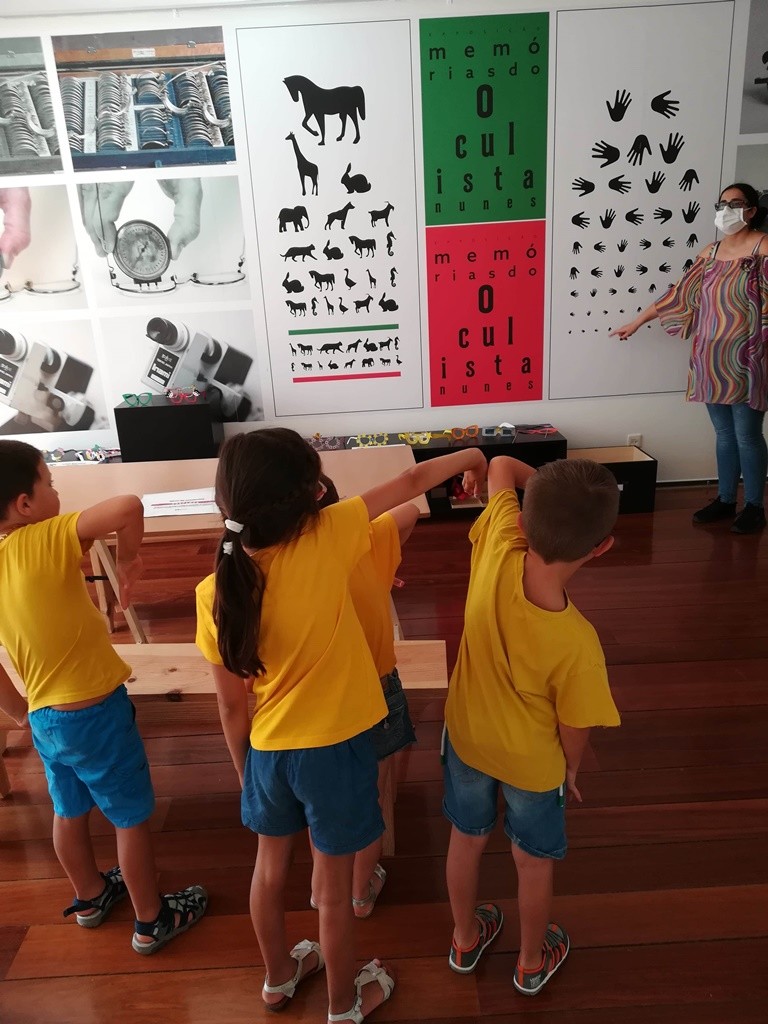 Serviço Educativo - Exposição: "Memórias do Oculista Nunes"