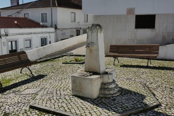 alverca___chafariz_no_largo_gregorio_nunes_002