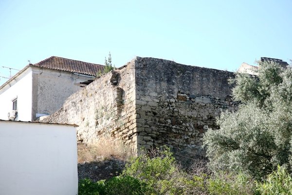 Vest_gios_do_Castelo_de_Alverca