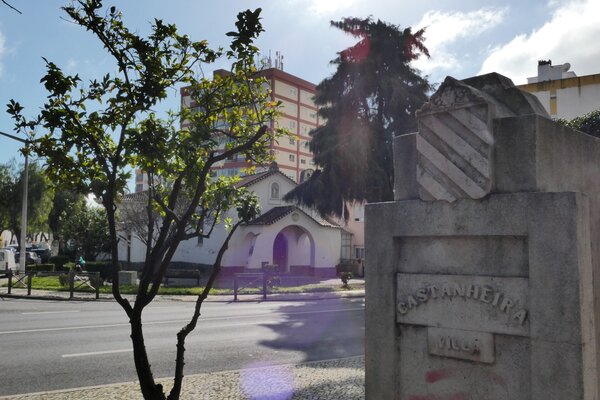 castanheira___chafariz_no_largo_d_julia_palha_007