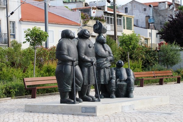 Monumento_de_Homenagem_ao_Cais_da_Jorna