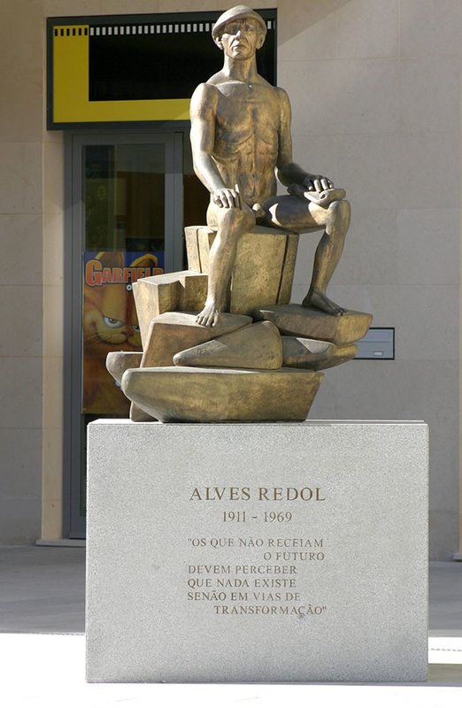 Monumento a Alves Redol