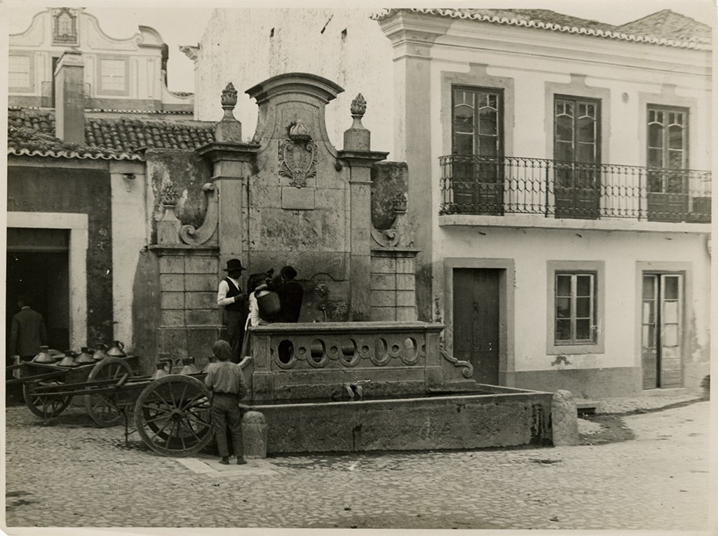 Dia Internacional dos Monumentos e Sítios - Roteiro da Arquitetura Civil – Fontes de Vila Franca ...