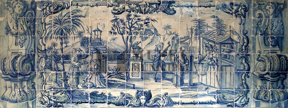 Painel de azulejos com cena de “Chinoiserie”